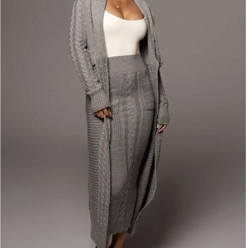 Gray Cable Knit midi skirt